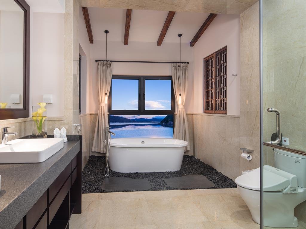 Шангри-Ла: High Mountain Resort Shangri-la