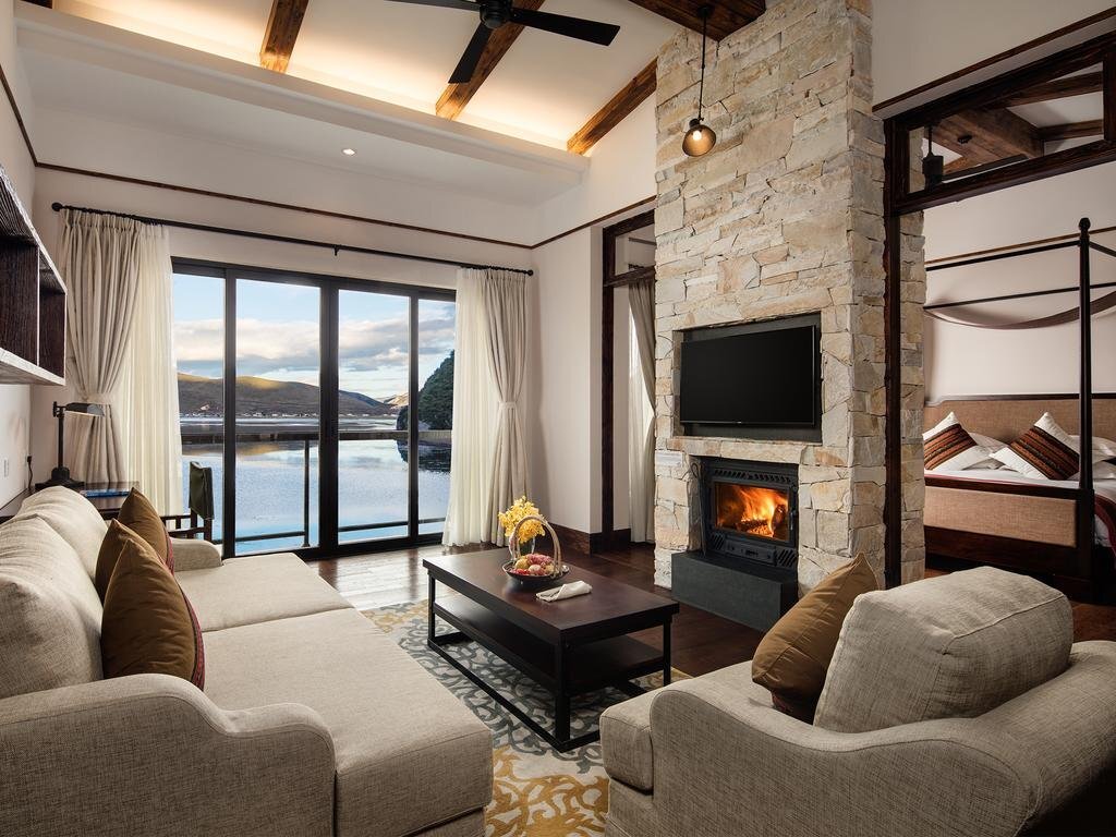 Шангри-Ла: High Mountain Resort Shangri-la