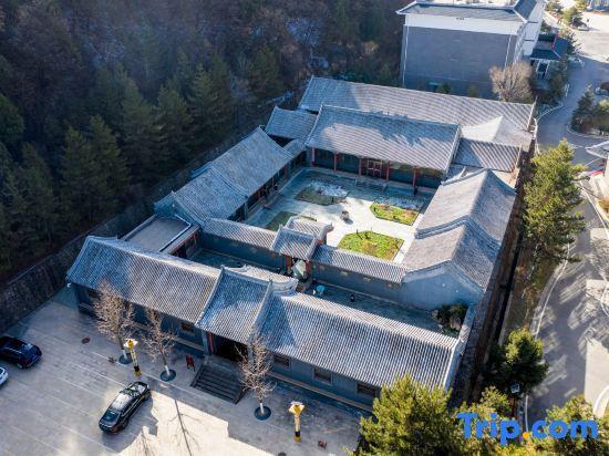Яньань: Yan'an Wanhua Mountain Hotel