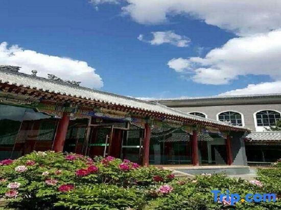 Яньань: Yan'an Wanhua Mountain Hotel