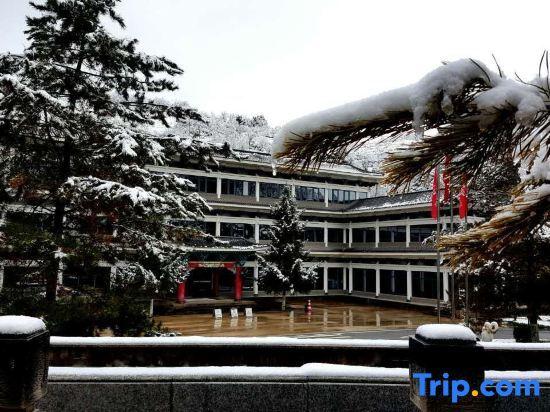 Яньань: Yan'an Wanhua Mountain Hotel
