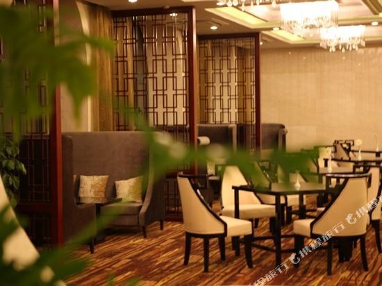 Яньань: Yan'an Wanhua Mountain Hotel