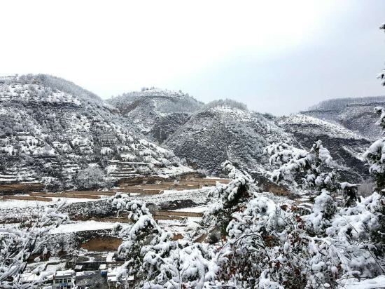 Яньань: Yan'an Wanhua Mountain Hotel
