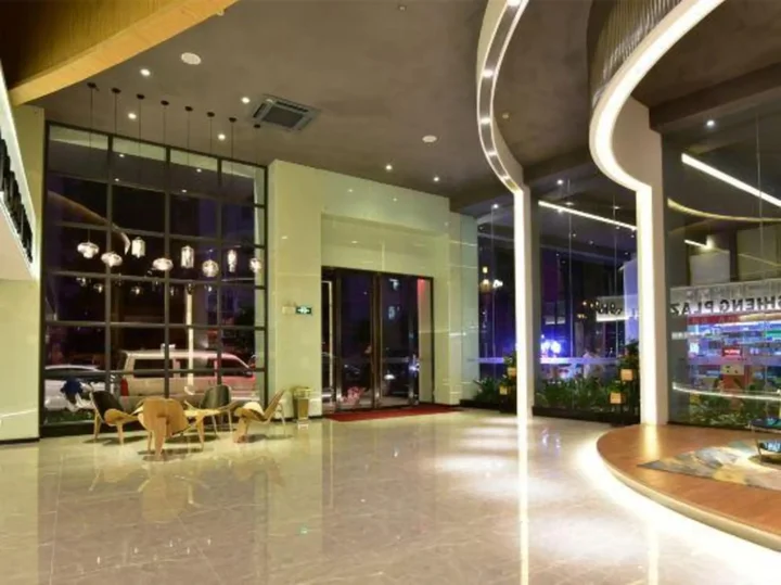 Джиангме: Huasheng Holiday Hotel