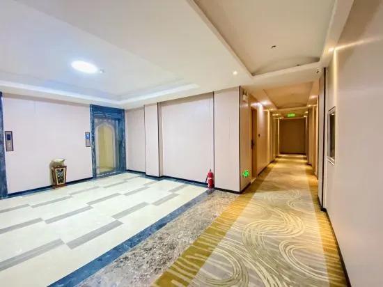 Байсе: Seattle Hotel