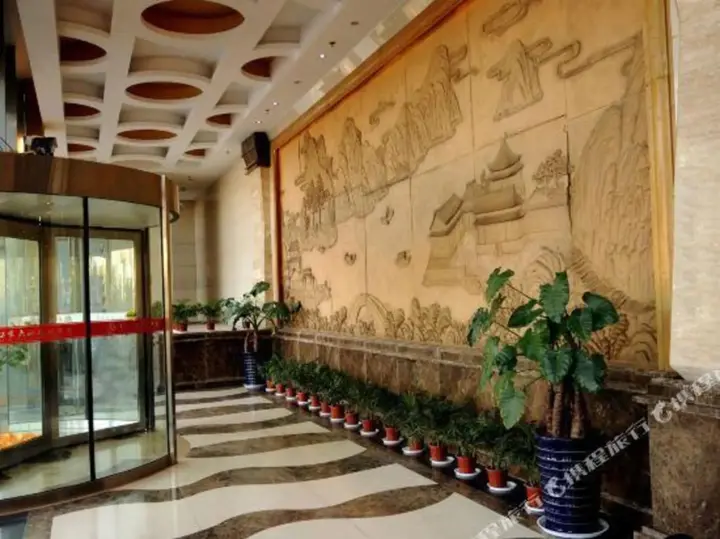 Хецзе: Wanjia Hotel