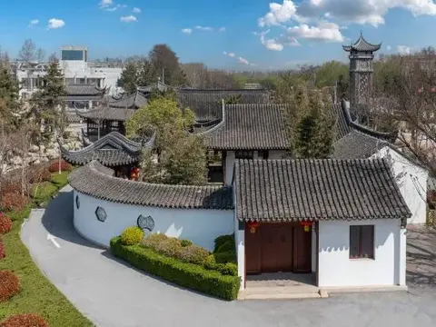 Циндао: Pingdu Hotel