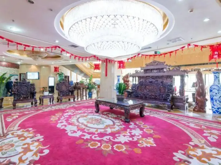 Чанцзи: Dongsheng Hongfu Hotel Xinjiang