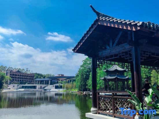 Чаочжоу: Green Land Mountain Villa Green Spring Hotel