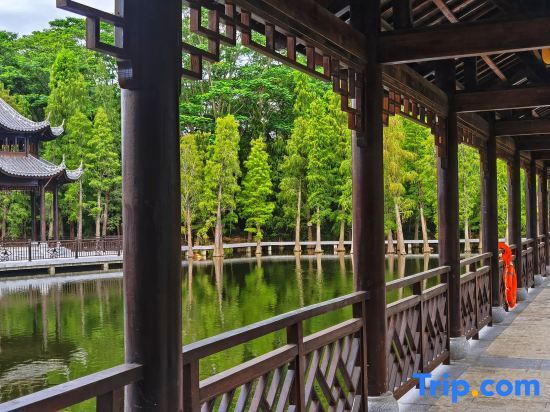 Чаочжоу: Green Land Mountain Villa Green Spring Hotel