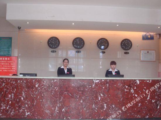 Вэйнань: Seaview Hotel