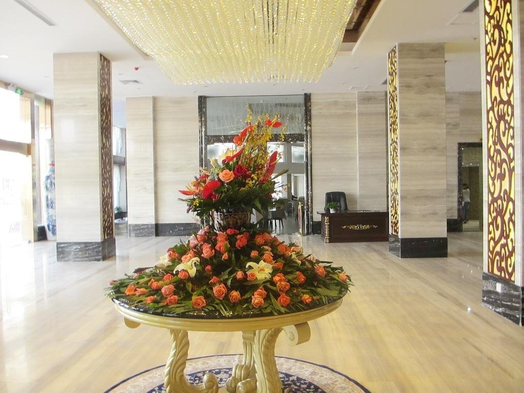Шанграо: Dongfang International Hotel