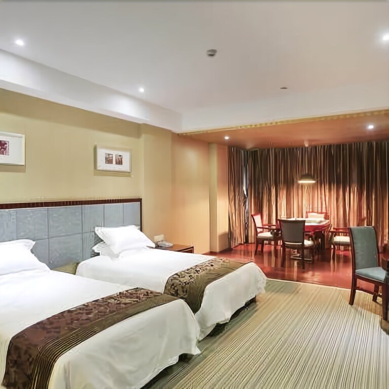Шанграо: Dongfang International Hotel
