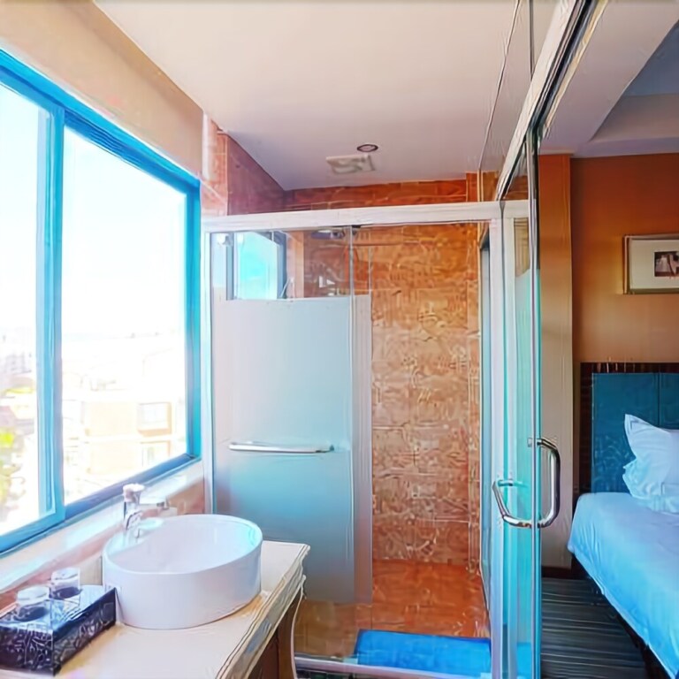 Шанграо: Dongfang International Hotel