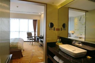 Аньцин: Hotel Clivia