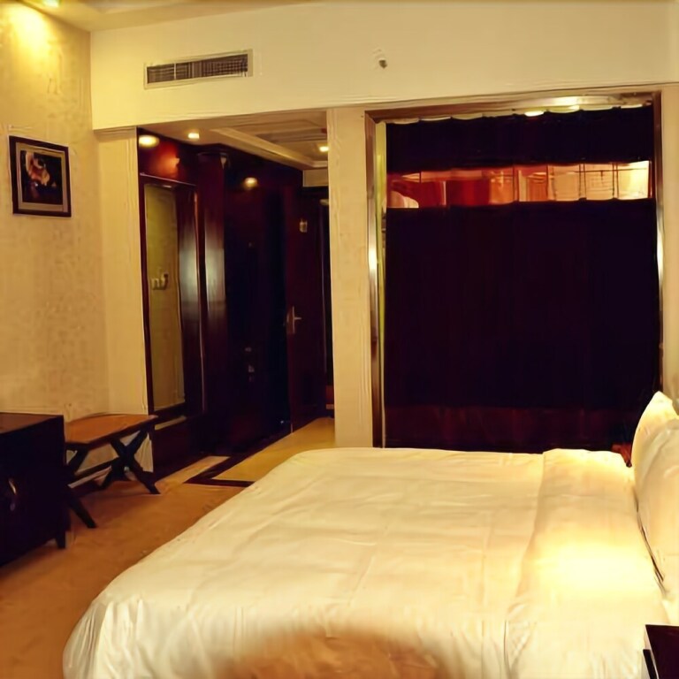 Ичан: Xiaoxihu Garden Hotel