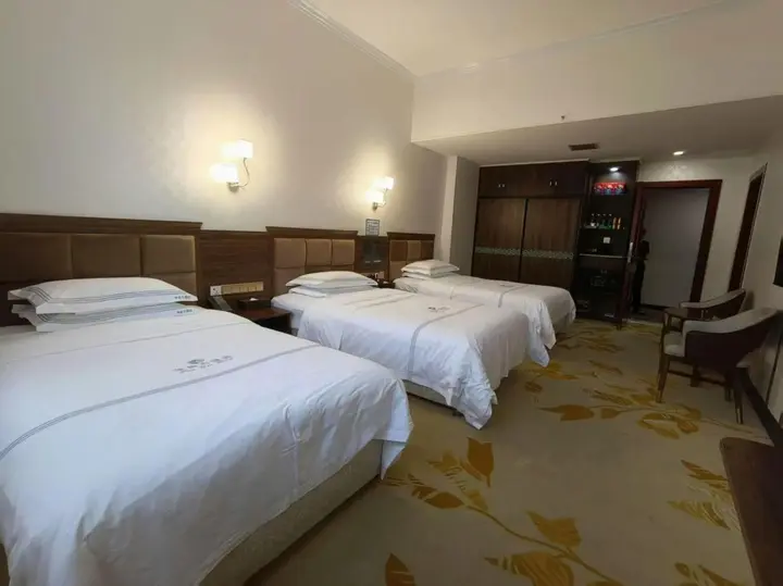 Юнчжоу: Huayan Hotel