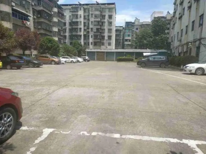 Юнчжоу: Huayan Hotel