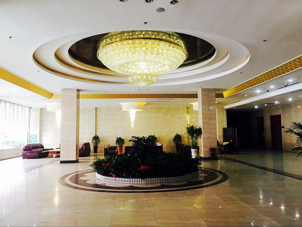 Цзинин: 金乡海川大酒店
