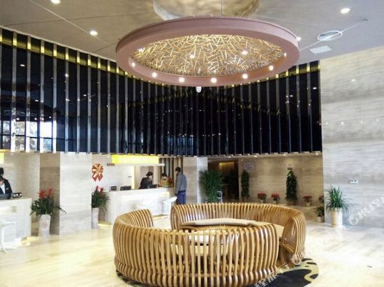 Ухань: Jianwu Holiday Hotel
