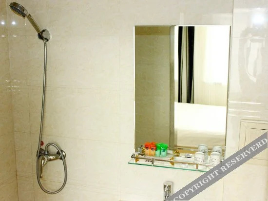 Шэньян: xinyisen Express Hotel Shenyang Tiexi
