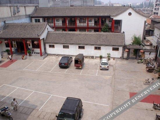 Цзаочжуан: Zhuang Hu Cun Hotel