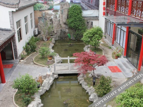 Цзаочжуан: Zhuang Hu Cun Hotel