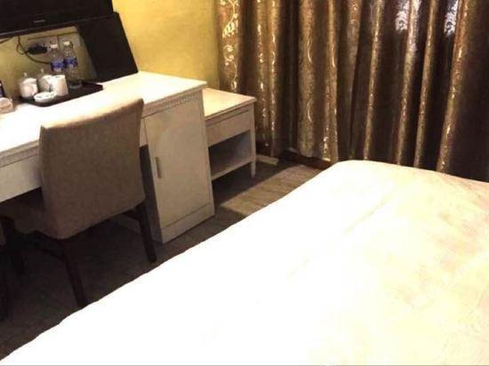 Динпин: Fu'an Hotel