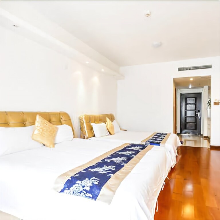 Циндао: Qingdao Haizhijie Holiday Hotel
