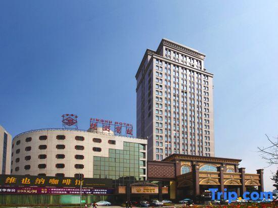 Дэян: Jinghu Hotel