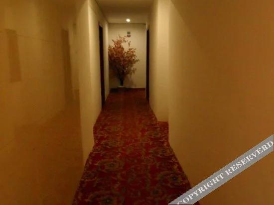 Шаоян: Wenran Hotel