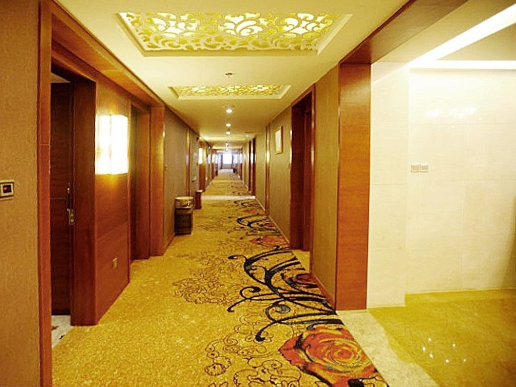 Чжаотун: Qingtian Hotel