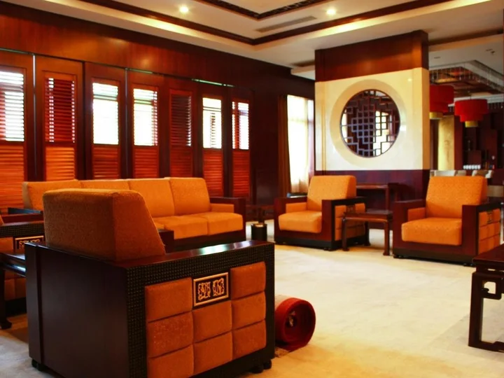 Цюйцзин: Stone Forest International Hotel