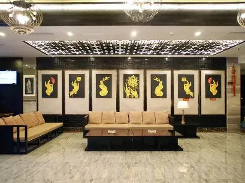 Чжоушань: Putuoshan Baibuge Hotel