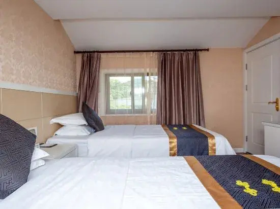 Чжоушань: Putuoshan Baibuge Hotel