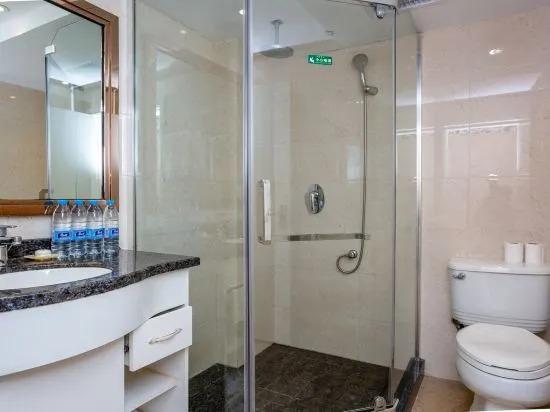 Чжоушань: Putuoshan Baibuge Hotel