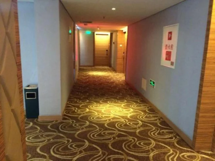 Далянь: Jinyuwan Hotel