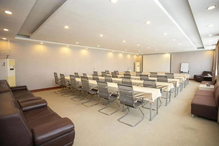 Жичжао: Haizhiju Hotel (Rizhao Suning Plaza)