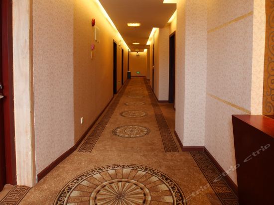 Шанграо: Monica Business Hotel