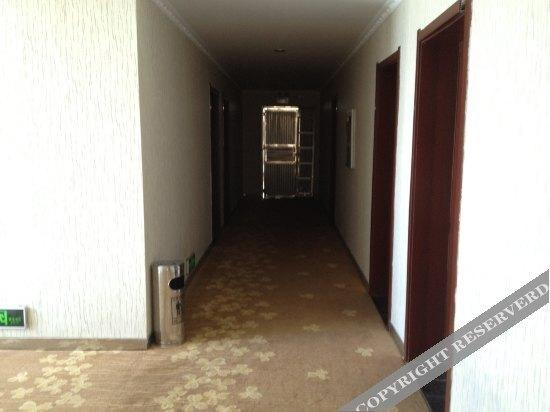 Ичан: Jindi Business Hotel