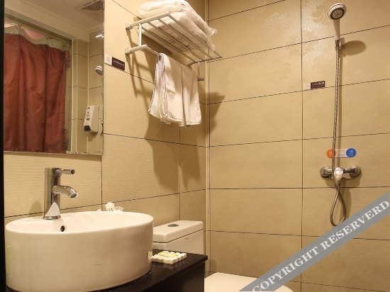 Цзинчжоу: Moli Huakai Chain Hotel Jingzhou Qianshuiwan
