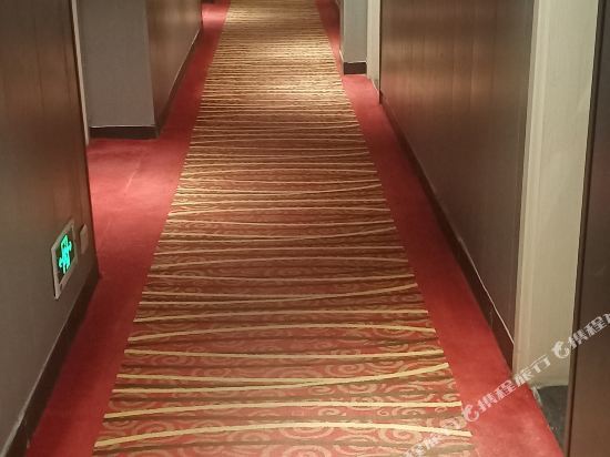 Инкоу: IJOY hotel chain (DASHIQIAO DA RUNFA hotel)