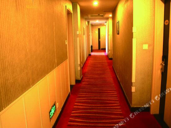 Инкоу: IJOY hotel chain (DASHIQIAO DA RUNFA hotel)
