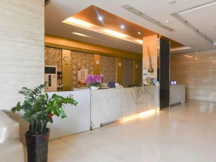 Дунгуань: Plato Holiday Hotel