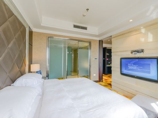 Хами: Hongde Hotel