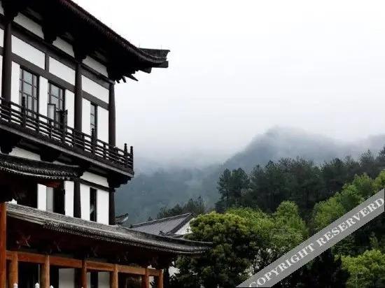Тайчжоу: Tiantaishan Hotspring Resort Villa