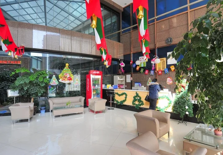Цюйцзин: Yicheng Express Business Hotel