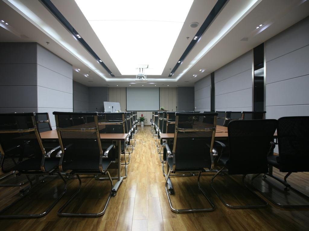 Цюйцзин: Yicheng Express Business Hotel