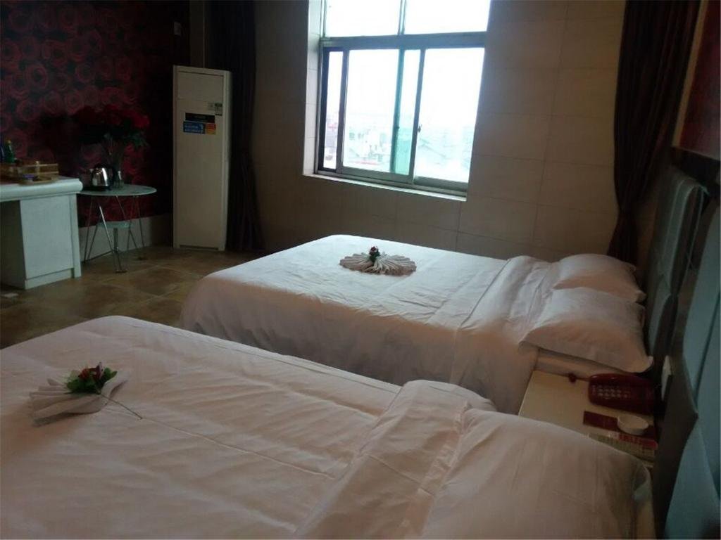Ичан: Xinshidai Business Hotel