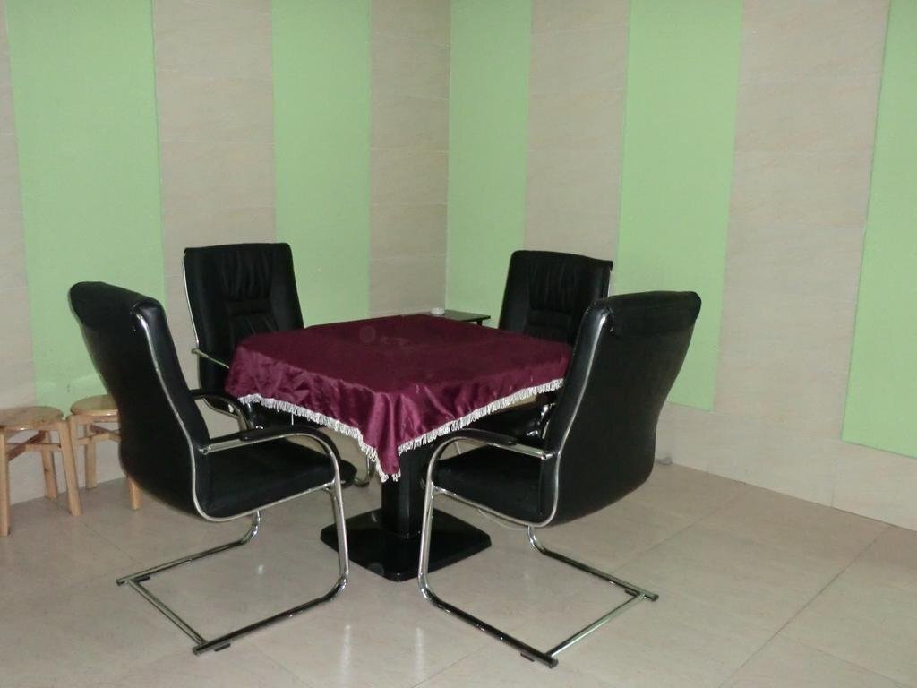 Ичан: Xinshidai Business Hotel